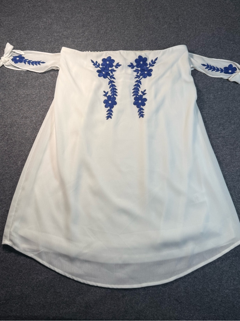 Lulus Crysta White Blue Floral Embroidered Off-Shoulder Mini Dress S NWT Boho - Picture 7 of 15